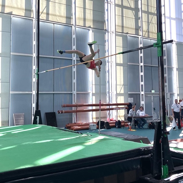 hm_halle_u18_greta_stab